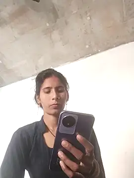 SassyDiy online show from March 22, 3:32 am