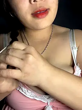 Mailyysa online show from December 2, 2:17 am