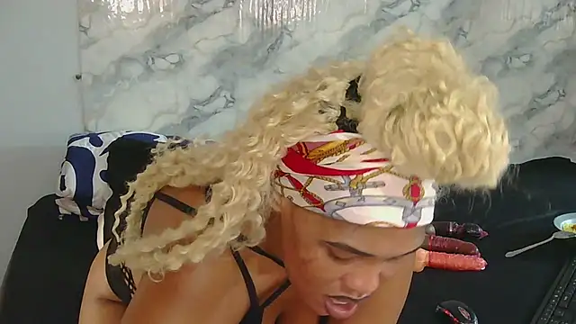 SexyZuluBarbie online show from March 27, 10:26 am