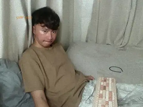 Snapshot of asiantwink0000 chatting on November 29, 12:52 pm asiantwink0000 online show from November 29, 12:52 pm