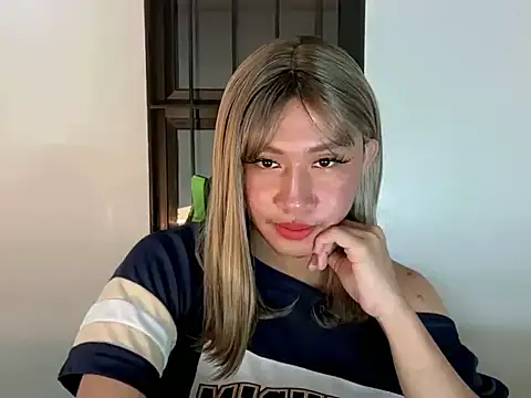asiantwink0000 online show from July 15, 10:26 pm