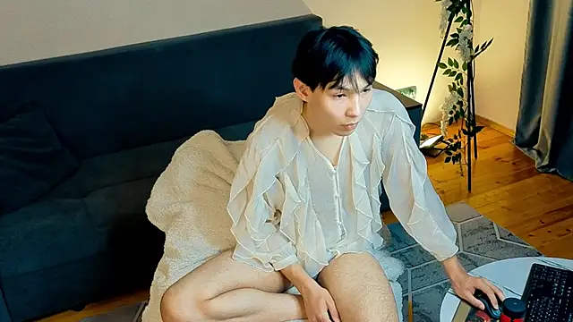 swiftpocket1 online show from November 30, 1:37 pm