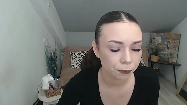 MayaWill online show from January 16, 1:26 pm