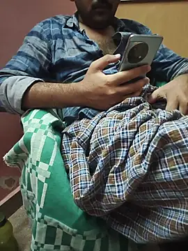 Snapshot of smgrtamil chatting on February 3, 2:11 pm smgrtamil online show from February 3, 2:11 pm