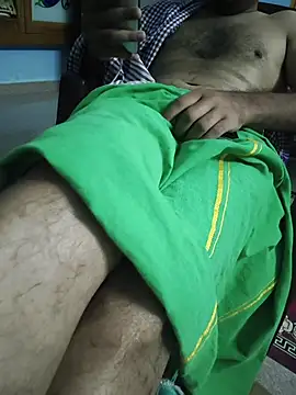 Snapshot of smgrtamil chatting on February 16, 5:47 am smgrtamil online show from February 16, 5:47 am