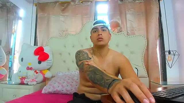 Snapshot of TomasANDalejo chatting on November 28, 1:36 pm TomasANDalejo online show from November 28, 1:36 pm