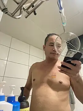 chenweine online show from November 28, 4:20 pm