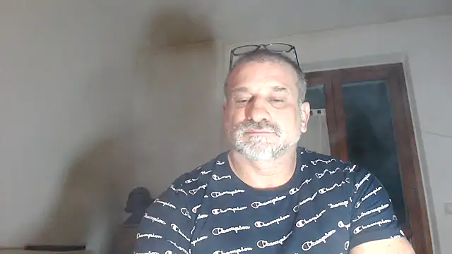 Snapshot of Mauro7788 chatting on February 21, 6:31 pm Mauro7788 online show from February 21, 6:31 pm