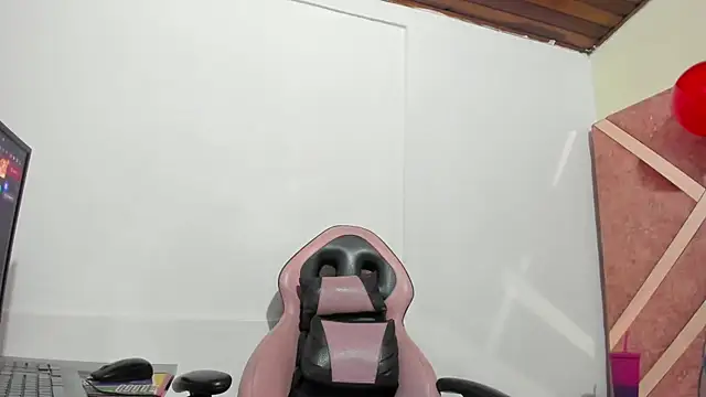 Valeria gil  online show from February 15, 3:25 am