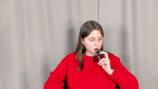 SophiaHalligan online show from November 29, 1:03 pm