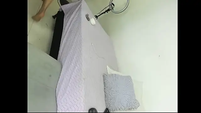 violetaebony online show from February 22, 8:29 pm