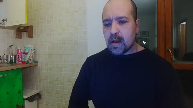 Snapshot of AMIRDIB2025 chatting on March 7, 6:16 pm AMIRDIB2025 online show from March 7, 6:16 pm