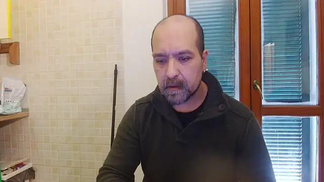 Snapshot of AMIRDIB2025 chatting on March 18, 12:30 pm AMIRDIB2025 online show from March 18, 12:30 pm