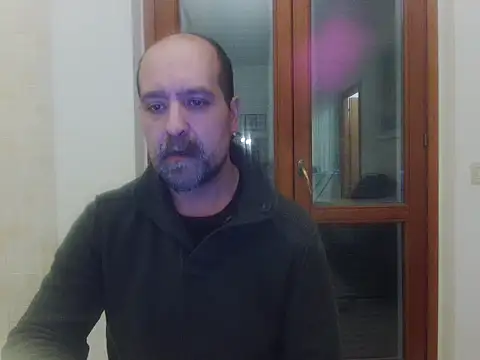 Snapshot of AMIRDIB2025 chatting on March 19, 6:23 pm AMIRDIB2025 online show from March 19, 6:23 pm