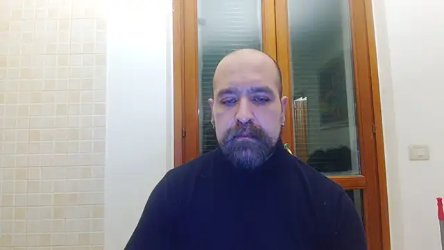 Snapshot of AMIRDIB2025 chatting on April 15, 9:04 pm AMIRDIB2025 online show from April 15, 9:04 pm