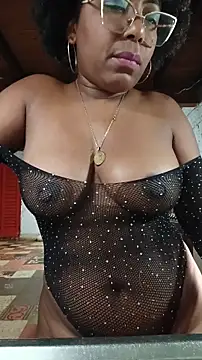 Snapshot of ChanneldelaCroix chatting on March 4, 10:10 am ChanneldelaCroix online show from March 4, 10:10 am