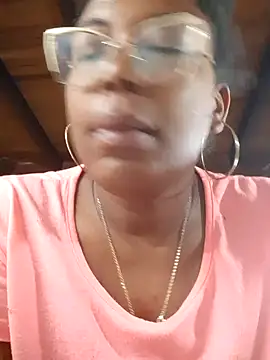 Snapshot of ChanneldelaCroix chatting on March 16, 9:57 am ChanneldelaCroix online show from March 16, 9:57 am