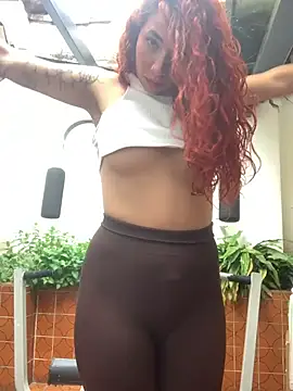 PrettyChloe  online show from May 7, 8:14 pm