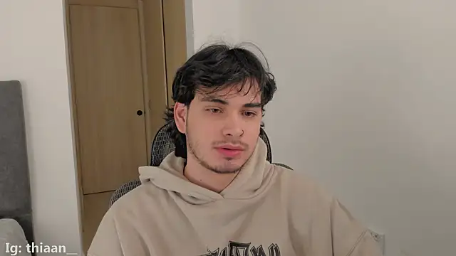 thiaann online show from December 19, 2:07 am