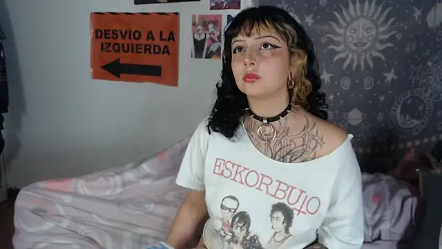 Snapshot of 6mey6mey6 chatting on January 13, 4:07 am 6mey6mey6 online show from January 13, 4:07 am