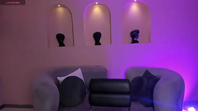 Snapshot of RossiRivers chatting on March 29, 12:05 pm RossiRivers online show from March 29, 12:05 pm