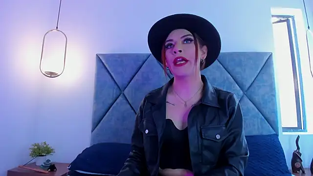 Lilith Zamara  online show from December 1, 2:44 pm