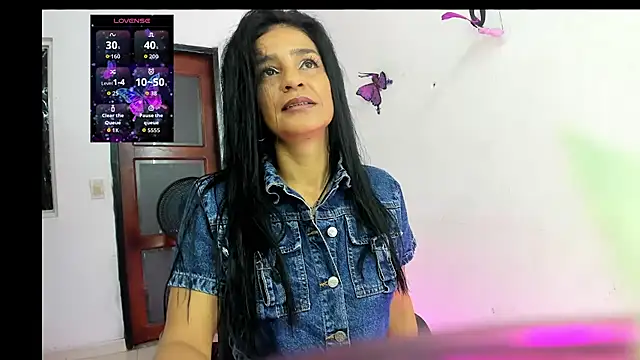 sweetCatallina online show from July 8, 11:37 am