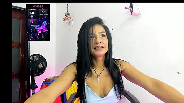 sweetCatallina online show from July 10, 12:41 pm