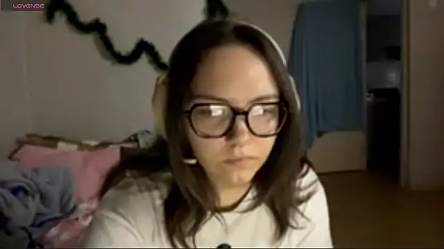 KerriMcbreen online show from January 6, 3:10 am