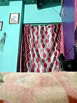 Snapshot of Cute_diya023 chatting on February 12, 4:18 am Cute diya023 online show from February 12, 4:18 am