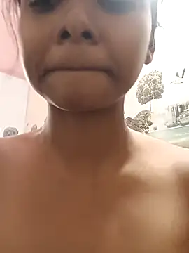 Snapshot of Cute_diya023 chatting on February 26, 5:17 am Cute diya023 online show from February 26, 5:17 am