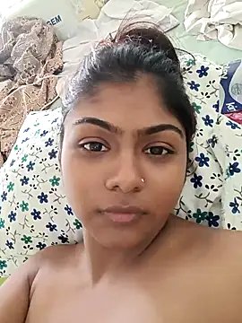 Snapshot of Cute_diya023 chatting on April 19, 2:44 am Cute diya023 online show from April 19, 2:44 am