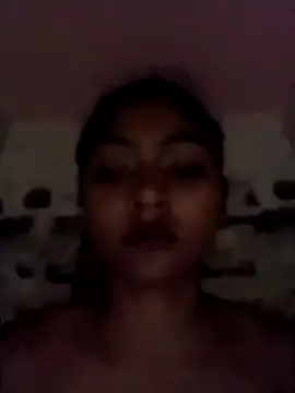 Snapshot of Cute_diya023 chatting on April 27, 3:10 pm Cute diya023 online show from April 27, 3:10 pm