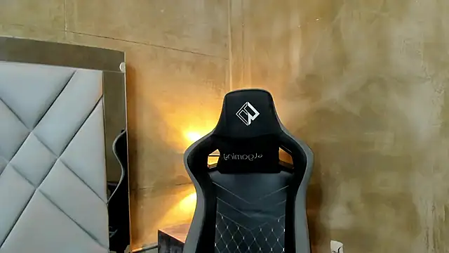 maddox santana online show from December 17, 9:26 am