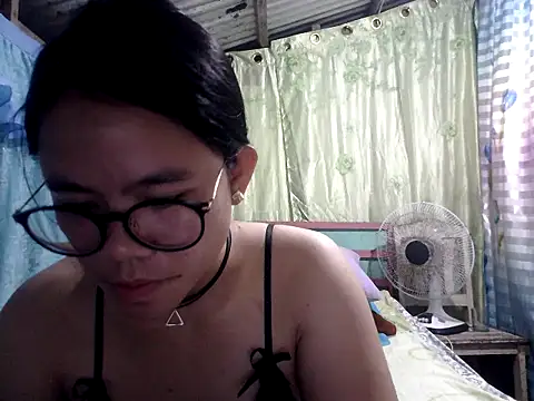 xxdreamgirl69 online show from February 14, 10:06 pm