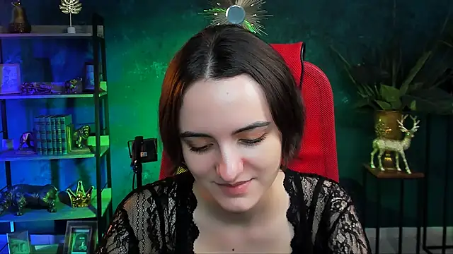 KateWillows online show from February 1, 4:11 am