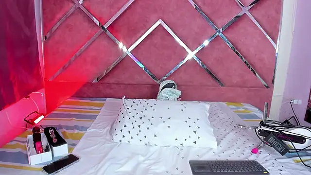 MeganDangelo online show from February 3, 2:53 am