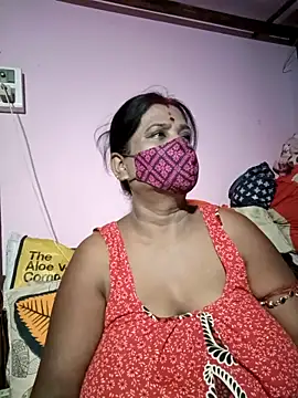 Snapshot of me-pari-hu chatting on April 23, 4:42 pm me-pari-hu online show from April 23, 4:42 pm