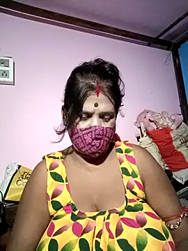 Snapshot of me-pari-hu chatting on May 1, 5:39 pm me-pari-hu online show from May 1, 5:39 pm