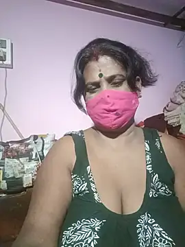 Snapshot of me-pari-hu chatting on July 15, 6:13 pm me-pari-hu online show from July 15, 6:13 pm
