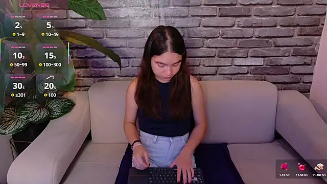 laurent scott online show from December 18, 11:38 am