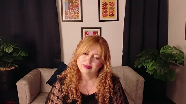 MilfArlet online show from February 9, 1:37 pm