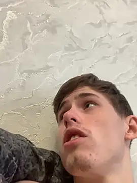 FreeRich online show from December 19, 4:08 am