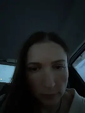 ZaraHill online show from December 22, 2:52 am