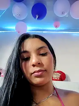 Aslyn-sexy23 online show from December 18, 8:15 pm