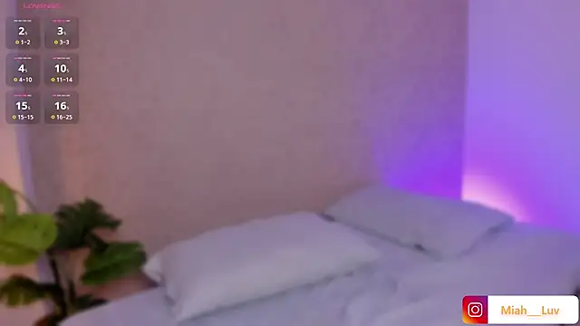 miah luv online show from February 13, 8:05 pm