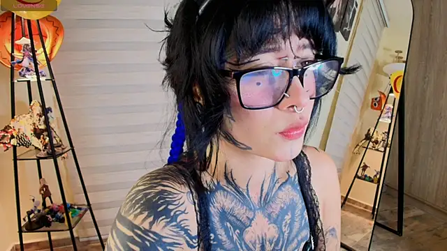 AryRousse online show from March 22, 2:37 am