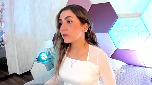 Snapshot of AriaRous chatting on January 10, 3:47 pm AriaRous online show from January 10, 3:47 pm