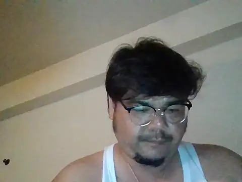 ilove90123 online show from April 9, 4:01 pm