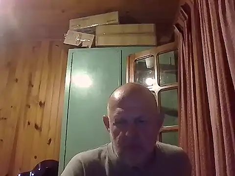 Snapshot of homoX1 chatting on December 1, 1:43 am homoX1 online show from December 1, 1:43 am